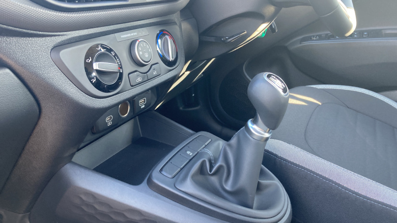 Hyundai i10 1.0 [63] Advance 5dr [Nav] Petrol Hatchback